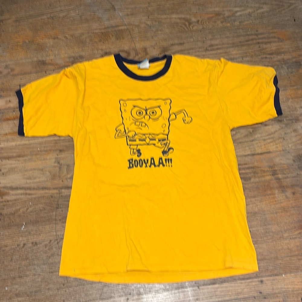 Vintage SpongeBob tshirt size L. No major flaws.